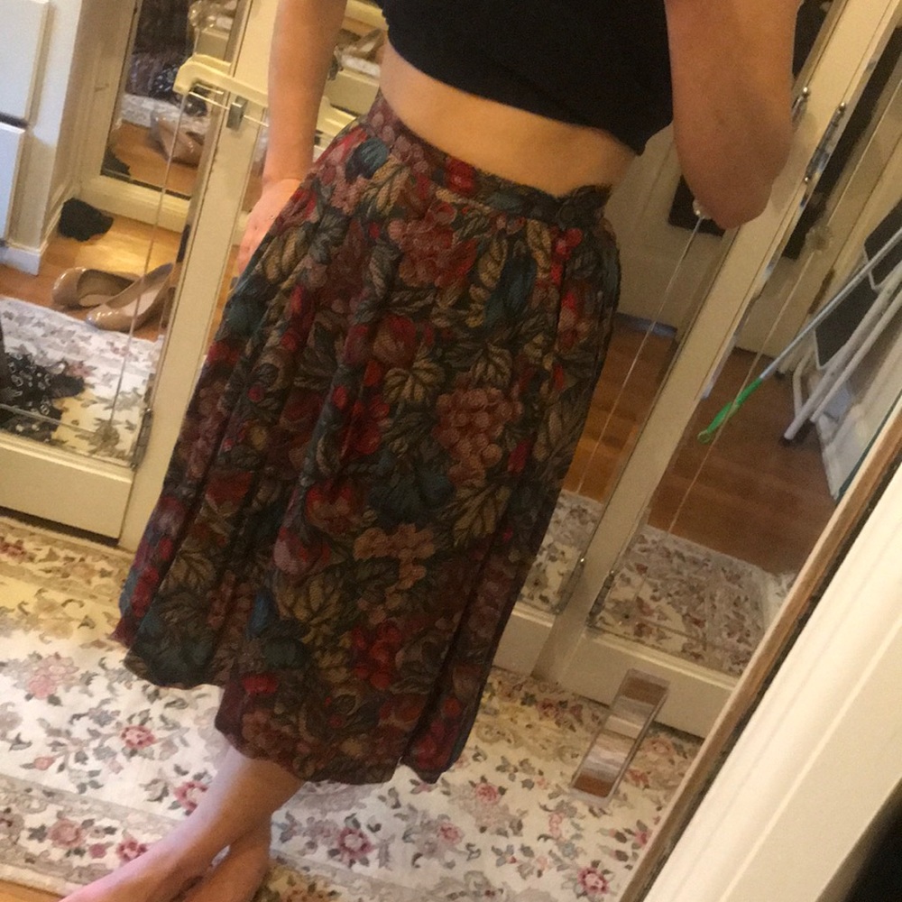 Vintage 70s patterned midi skirt